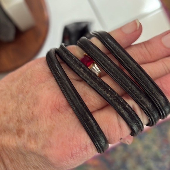 Robinson’s leather Crossbody bag reptile/ croc imprint black gold tone HW EUC - Picture 6 of 17